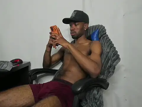 Snapshot of Kofi_exotic_2 chatting on May 31, 2026, 5:29 pm Kofi exotic 2 online show from May 31, 2026, 5:29 pm