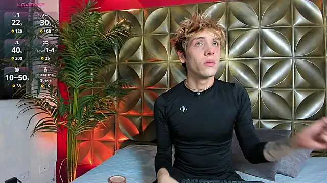 DannyParker  online show from February 6, 2026, 4:08 am