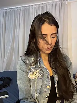 Snapshot of EvaMiranda chatting on February 2, 2026, 5:06 am EvaMiranda online show from February 2, 2026, 5:06 am