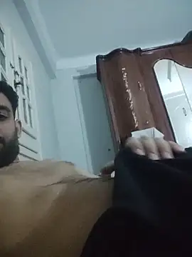 Snapshot of amirMohamed58 chatting on February 3, 2026, 1:38 am amirMohamed58 online show from February 3, 2026, 1:38 am