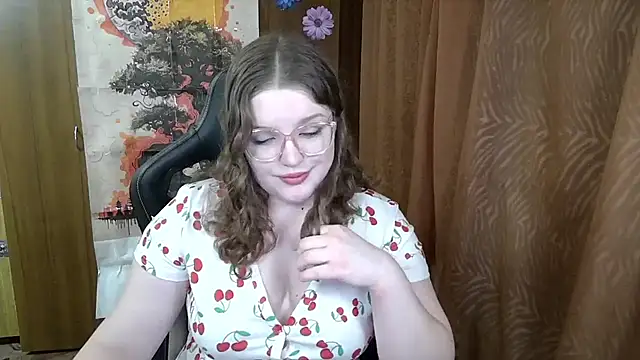 Teasing Dora online show from March 19, 2026, 7:14 pm