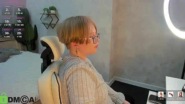 Snapshot of Lauraaa_Smith chatting on February 25, 2026, 7:19 am Lauraaa Smith online show from February 25, 2026, 7:19 am