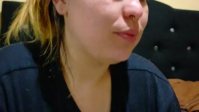 Kennya Rodriguez online show from March 27, 2026, 9:05 pm