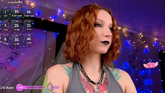 Vamp Mila online show from March 4, 2026, 7:54 pm