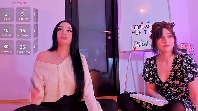 Peanaughty online show from February 18, 2026, 7:17 am