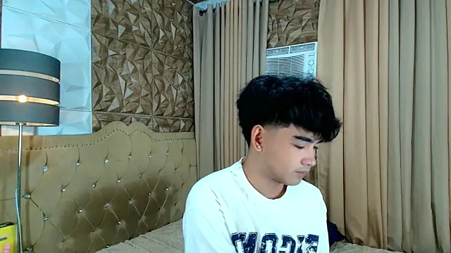 Snapshot of spoiledmycock chatting on February 21, 2026, 4:53 pm spoiledmycock online show from February 21, 2026, 4:53 pm