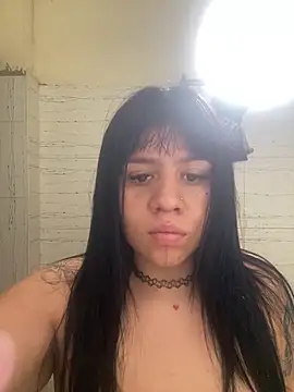 Snapshot of Luna_bigtitss777 chatting on February 19, 2026, 2:36 pm Luna bigtitss777 online show from February 19, 2026, 2:36 pm