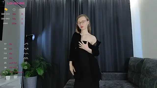 MoranaBetony online show from February 4, 2026, 5:13 am