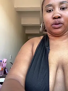 MeekyCurvyAss online show from May 12, 2026, 10:10 am