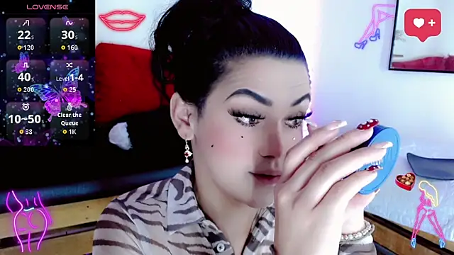 Snapshot of NathalialLooes chatting on February 14, 2026, 9:37 pm NathalialLooes online show from February 14, 2026, 9:37 pm