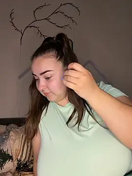 AlyaX X online show from April 6, 2026, 12:28 pm