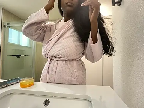 Anadia Starr online show from March 27, 2026, 1:14 am