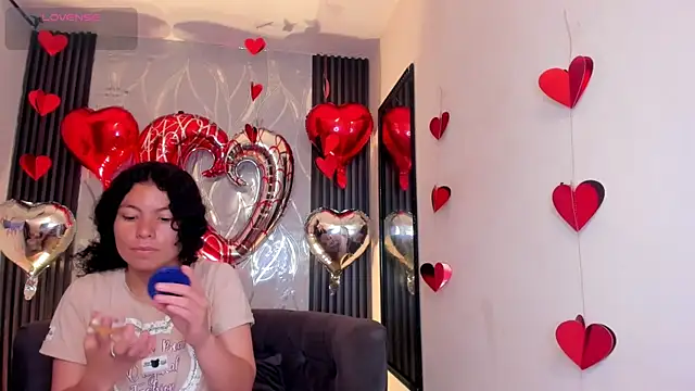 Snapshot of Zoe-yanin chatting on February 14, 2026, 6:52 pm Zoe-yanin online show from February 14, 2026, 6:52 pm