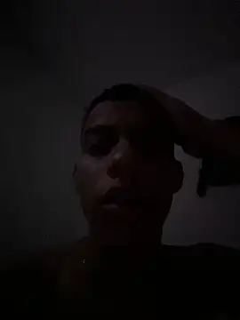 Snapshot of dominick_fran chatting on February 6, 2026, 8:32 am dominick fran online show from February 6, 2026, 8:32 am