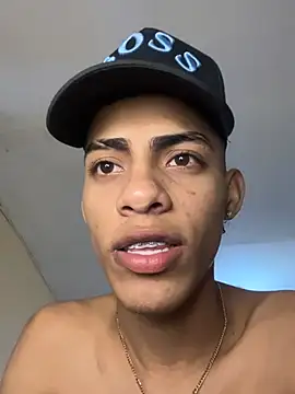 Snapshot of dominick_fran chatting on February 9, 2026, 11:30 am dominick fran online show from February 9, 2026, 11:30 am