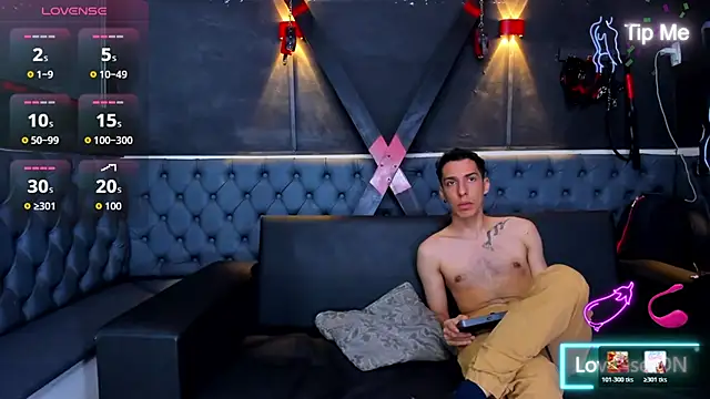 Snapshot of Jack_Wesker_1 chatting on February 3, 2026, 6:40 am Jack Wesker 1 online show from February 3, 2026, 6:40 am