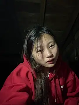 ngoccc-nga online show from February 8, 2026, 1:42 pm