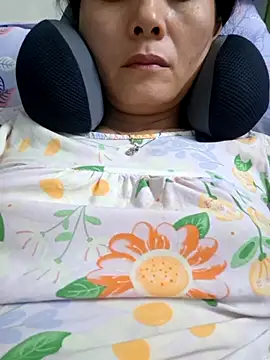 Snapshot of Baby-loveass69 chatting on February 6, 2026, 12:01 pm Baby-loveass69 online show from February 6, 2026, 12:01 pm