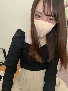 momo mm online show from May 16, 2026, 12:53 am