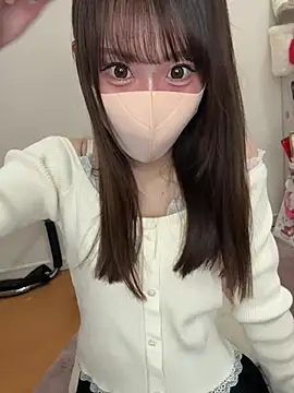 momo mm online show from June 10, 2026, 2:02 am