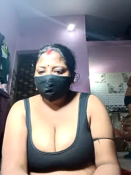 Snapshot of Fetish-Couple2 chatting on February 11, 2026, 9:03 pm Fetish-Couple2 online show from February 11, 2026, 9:03 pm