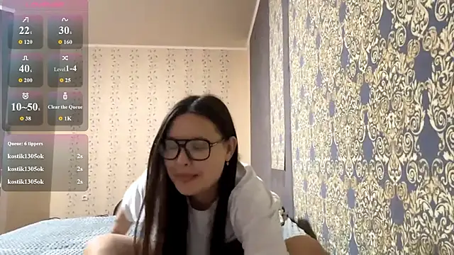 Snapshot of Ayazyn chatting on February 7, 2026, 4:04 pm Ayazyn online show from February 7, 2026, 4:04 pm