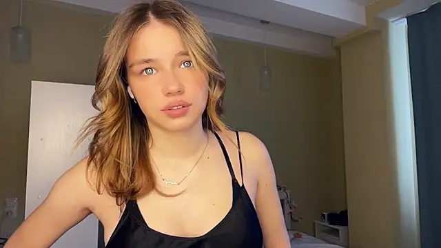 Snapshot of EarthaStinett chatting on March 1, 2026, 7:08 am EarthaStinett online show from March 1, 2026, 7:08 am