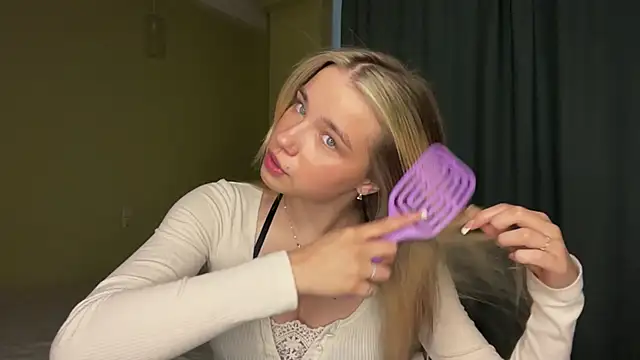 EarthaStinett online show from April 10, 2026, 6:09 am