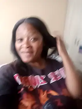 Snapshot of BBWQueenxx chatting on June 8, 2026, 12:16 pm BBWQueenxx online show from June 8, 2026, 12:16 pm