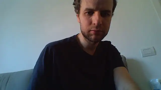 Snapshot of andre_italy chatting on February 26, 2026, 1:22 pm andre italy online show from February 26, 2026, 1:22 pm