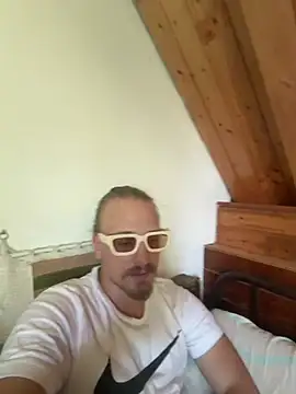 Faszos444444 online show from August 2, 2026, 11:52 am