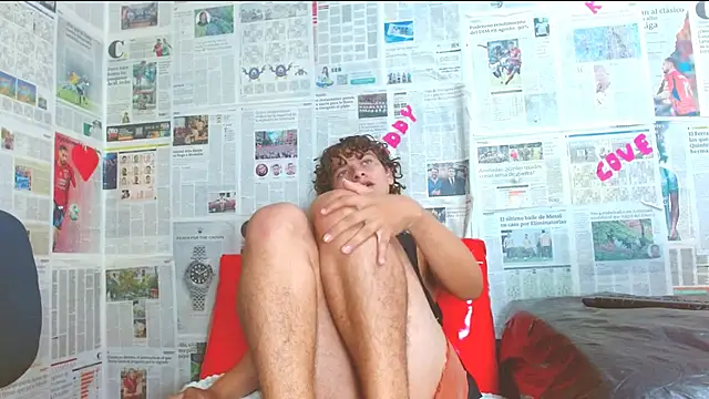 Snapshot of arielnoir6958 chatting on February 5, 2026, 11:33 pm arielnoir6958 online show from February 5, 2026, 11:33 pm