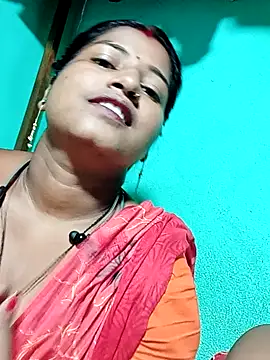 Snapshot of Your_deshibhabi25years chatting on July 19, 2026, 12:24 pm Your deshibhabi25years online show from July 19, 2026, 12:24 pm