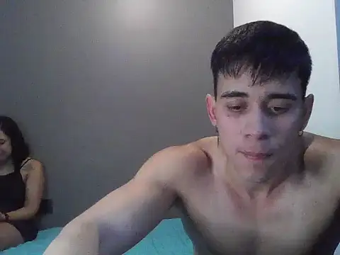 chamo6699 online show from May 9, 2026, 9:51 pm