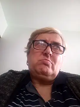 Snapshot of SusanStar874 chatting on February 1, 2026, 11:41 am SusanStar874 online show from February 1, 2026, 11:41 am