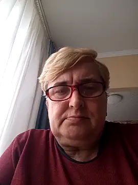 Snapshot of SusanStar874 chatting on May 8, 2026, 3:27 pm SusanStar874 online show from May 8, 2026, 3:27 pm