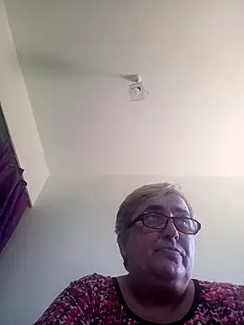 Snapshot of SusanStar874 chatting on May 4, 2026, 10:07 am SusanStar874 online show from May 4, 2026, 10:07 am