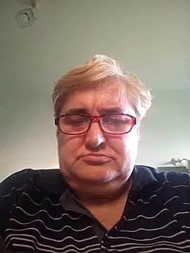 Snapshot of SusanStar874 chatting on May 5, 2026, 5:05 pm SusanStar874 online show from May 5, 2026, 5:05 pm
