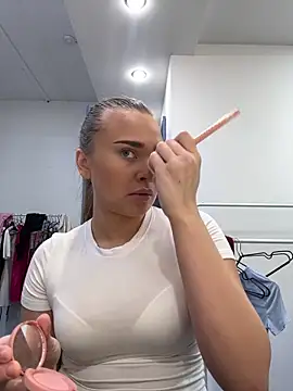 MonicaWestt online show from March 13, 2026, 6:07 am