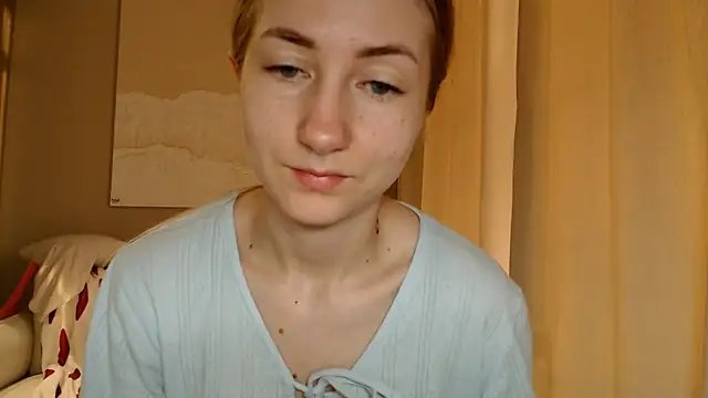 Snapshot of BluueSilk chatting on February 8, 2025, 6:33 am BluueSilk online show from February 8, 2025, 6:33 am