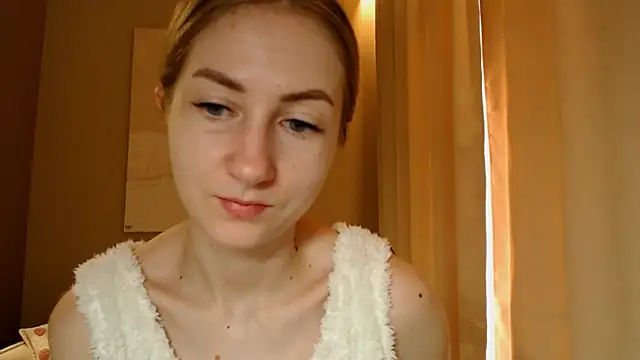 Snapshot of BluueSilk chatting on February 15, 2025, 5:51 am BluueSilk online show from February 15, 2025, 5:51 am