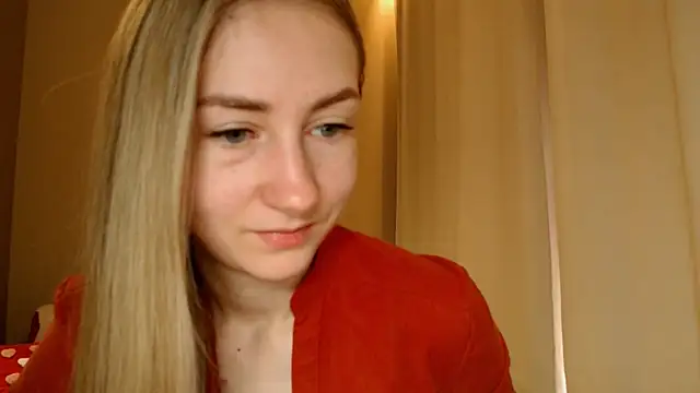 Snapshot of BluueSilk chatting on February 19, 2025, 6:22 am BluueSilk online show from February 19, 2025, 6:22 am