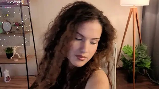 Snapshot of Lili_Torin chatting on July 11, 2026, 8:14 am Lili Torin online show from July 11, 2026, 8:14 am