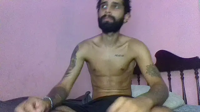 Snapshot of casal_atrevido chatting on February 21, 2026, 4:53 pm casal atrevido online show from February 21, 2026, 4:53 pm