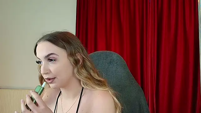 Angel-Kisss online show from February 14, 2026, 5:07 am