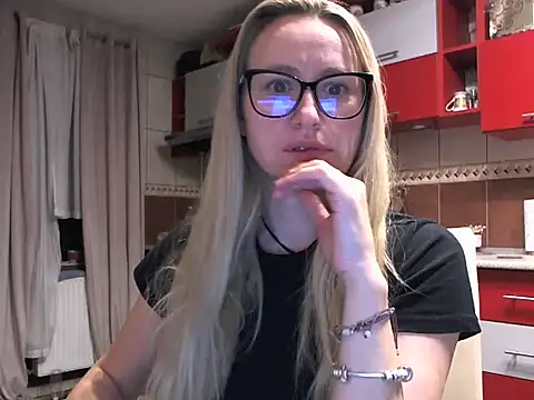 Snapshot of Nataly_Rosy chatting on February 28, 2026, 2:11 am Nataly Rosy online show from February 28, 2026, 2:11 am
