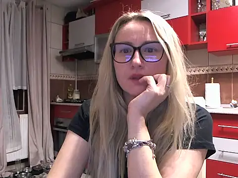 Snapshot of Nataly_Rosy chatting on February 22, 2026, 12:35 am Nataly Rosy online show from February 22, 2026, 12:35 am