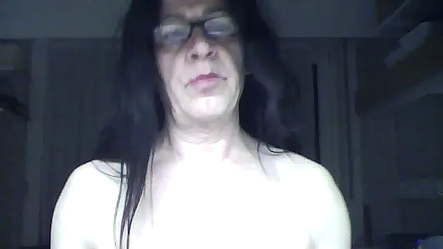 Snapshot of Slave_Nicky chatting on February 1, 2026, 4:11 am Slave Nicky online show from February 1, 2026, 4:11 am