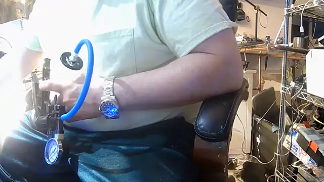 ctguybj online show from June 21, 2026, 9:09 pm