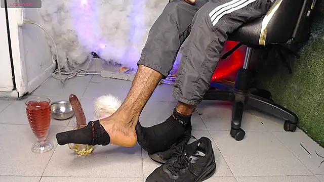 Walkers05 online show from March 16, 2026, 1:57 am